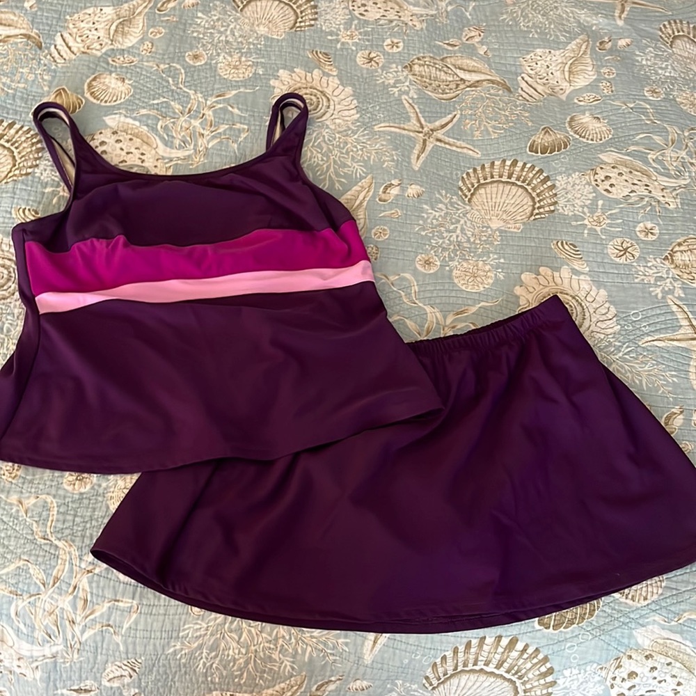 Bathing suit  two piece tankini like new.